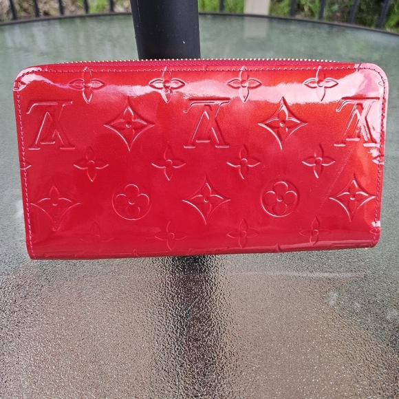 Louis Vuitton Zippy Wallet Monogram Vernis – Pomme d’Amour (Red) | BRAND NEW - Picture 11 of 14